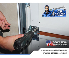 24/7 Garage Door Emergency Service in Naples 